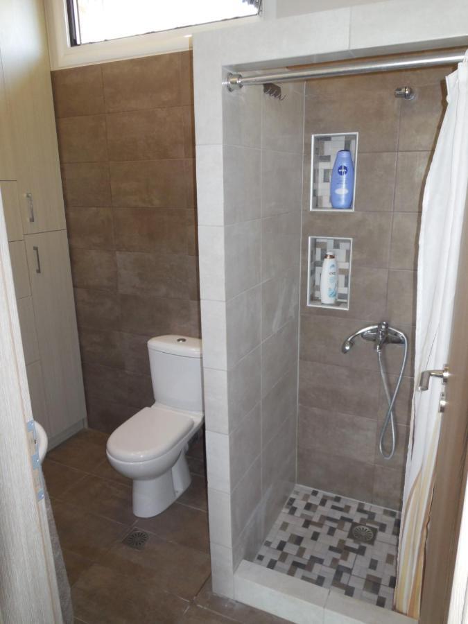 Costa Petra - Luxury Seaside Cottage With Garden - Vacation House For Families In Greece Néa Meságkala Екстериор снимка
