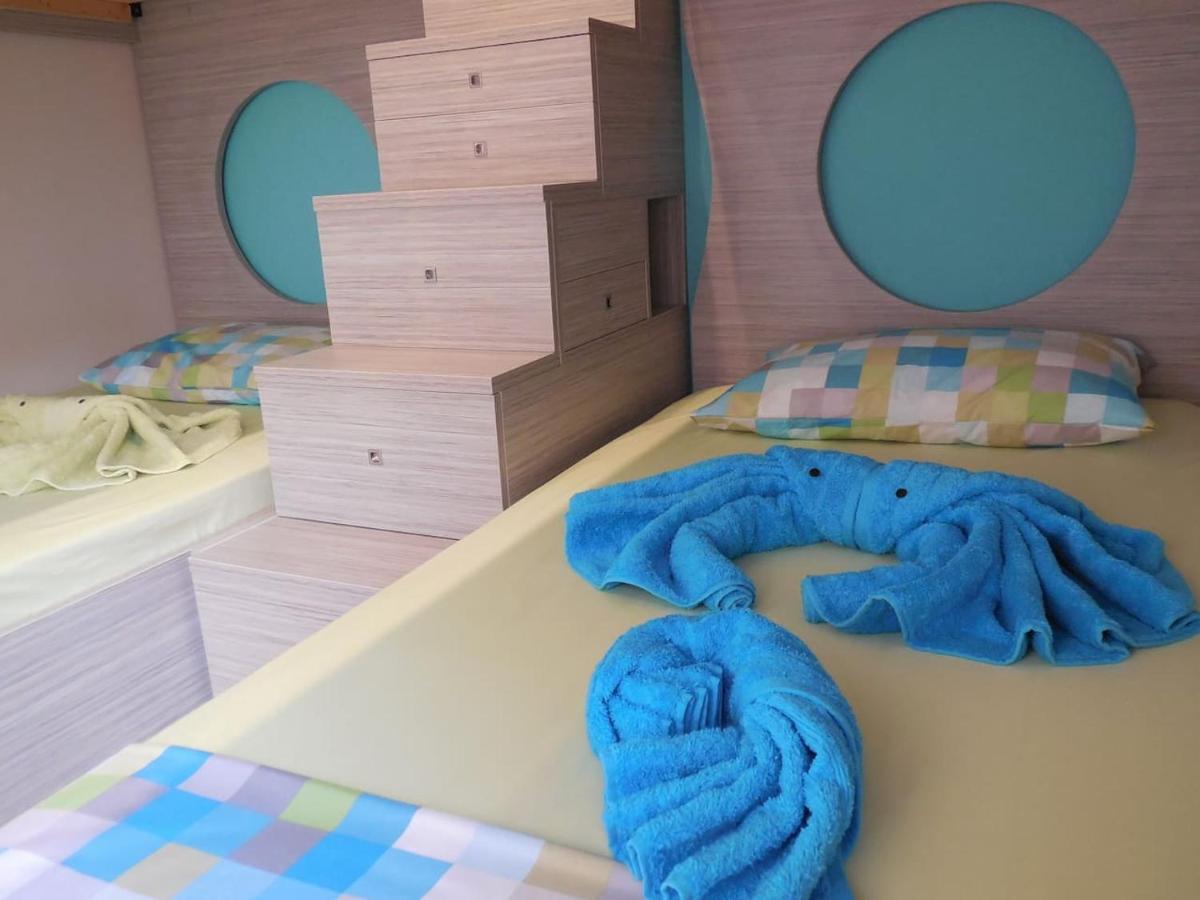 Costa Petra - Luxury Seaside Cottage With Garden - Vacation House For Families In Greece Néa Meságkala Екстериор снимка